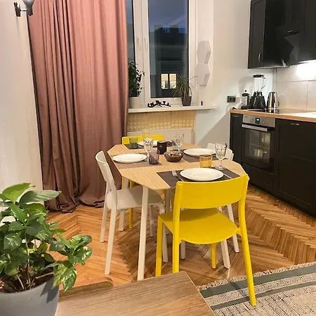 Lovely Near Kadriorg And City Centre